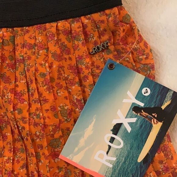 NWT WOMEN’S LARGE ROXY PLEATED LINED SKIRT - Picture 5 of 6